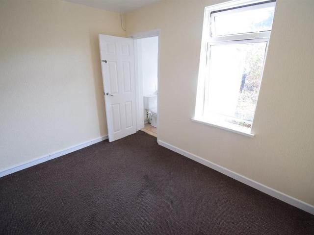 1 bedroom ground floor flat to rent