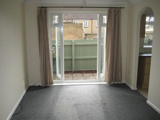 1 bedroom ground floor flat to rent