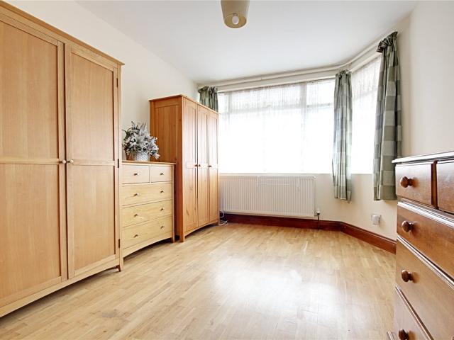 1 bedroom Ground floor flat to rent