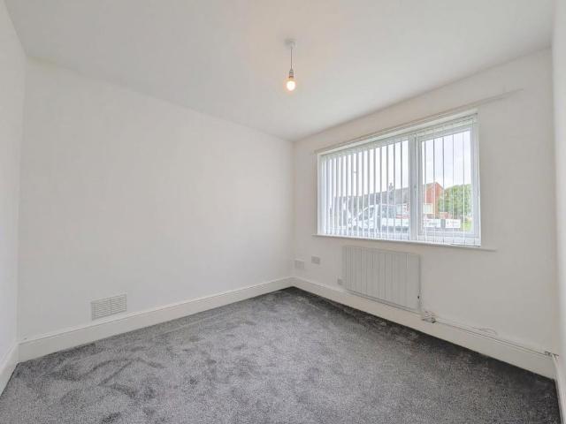 1 bedroom ground floor flat to rent