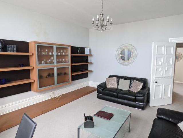 1 bedroom ground floor flat to rent