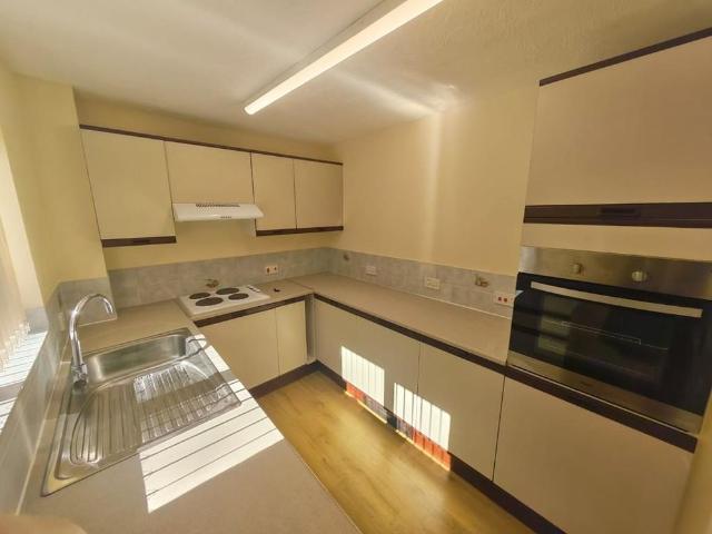 1 bedroom ground floor flat to rent