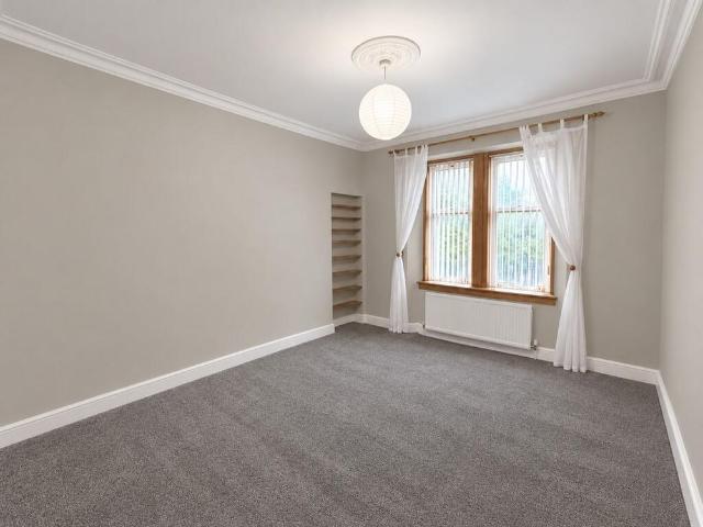 1 bedroom ground floor flat to rent