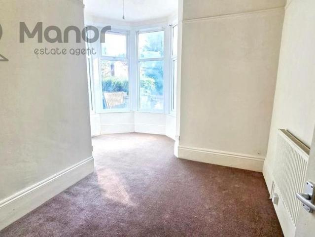 1 bedroom ground floor flat to rent