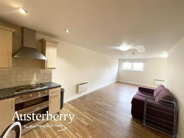 1 bedroom ground floor flat to rent