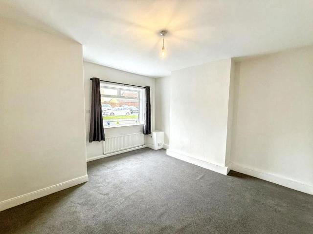 1 bedroom ground floor flat to rent