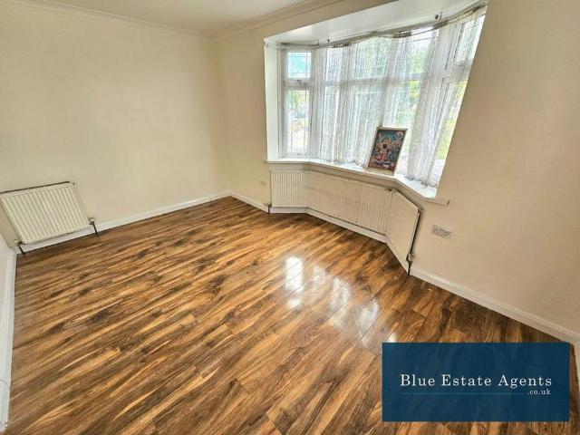 1 bedroom ground floor flat to rent