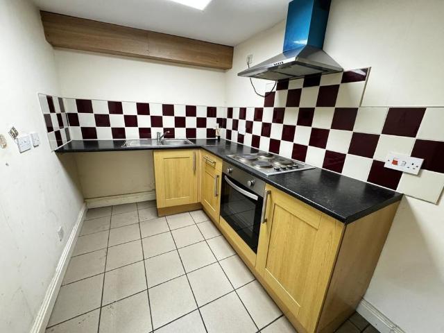 1 bedroom ground floor flat to rent