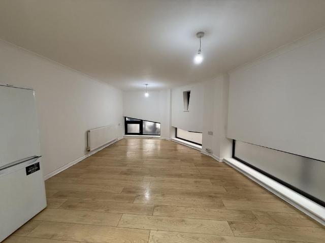 1 bedroom ground floor flat to rent