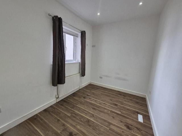 1 bedroom ground floor flat to rent