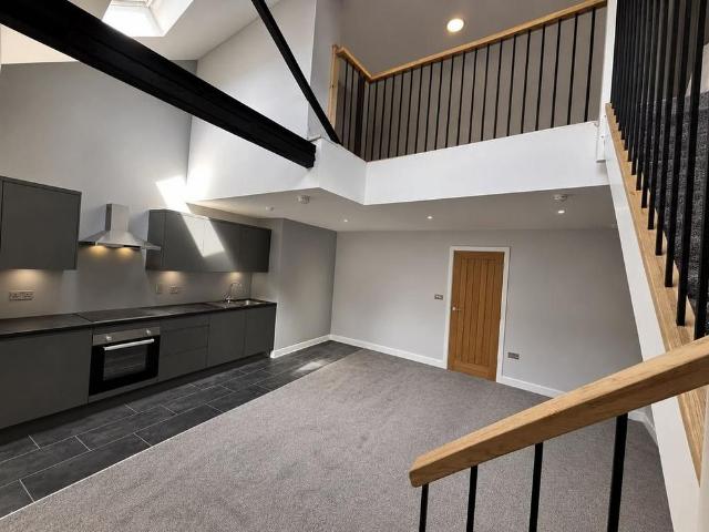 1 bedroom ground floor flat to rent