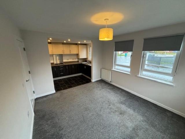 1 bedroom ground floor flat to rent