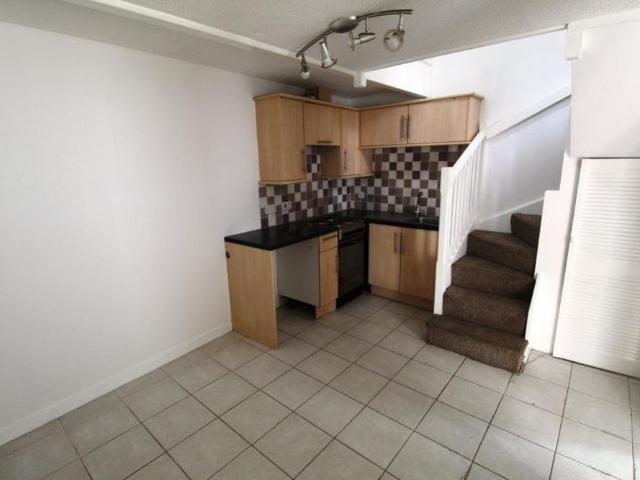 1 bedroom ground floor flat to rent