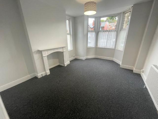 1 bedroom ground floor flat to rent