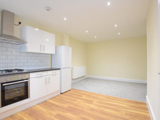 1 Bedroom Ground Floor Flat To Rent in Belgrave Road, Ilford, IG1