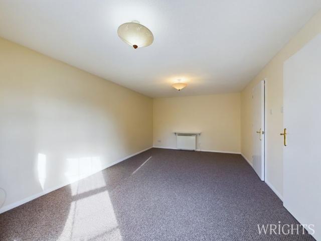 1 bedroom Ground Floor Flat The Cloisters, Welwyn Garden City