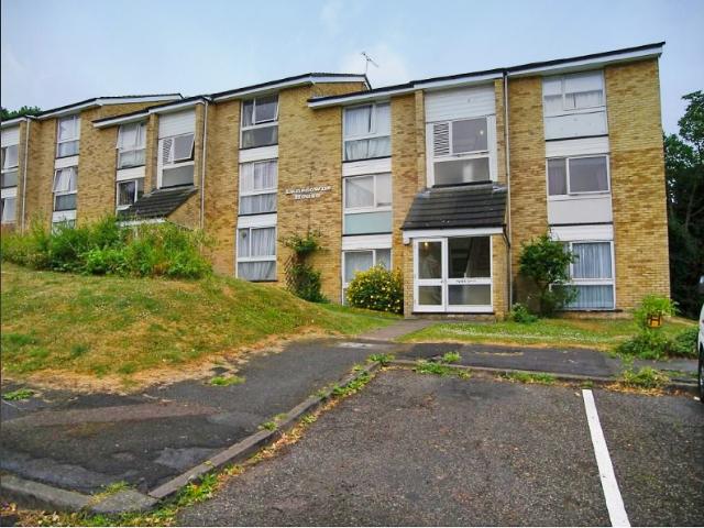 1 Bedroom Ground Floor Purpose Built Flat to Rent