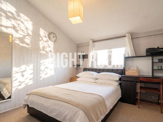 1 bedroom Double room to let Room 1, Berkeley Walk, London N7 7RS