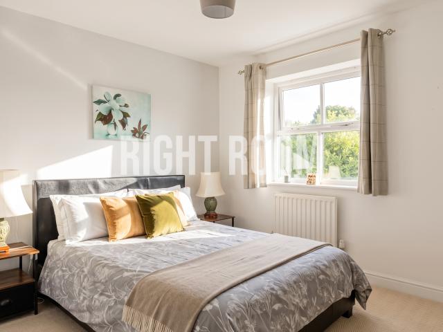 1 bedroom Double room to let Room 4, Fluellen Place, Bicester, OX26 3ZE