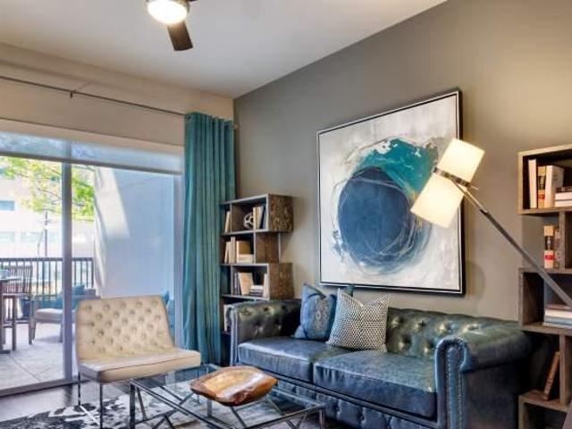 1 bedroom, Dallas TX 75205 105852983