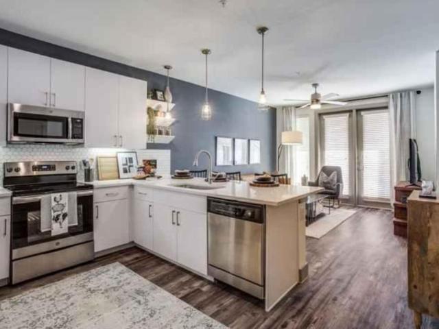 1 bedroom, Dallas TX 75208 LS105370446