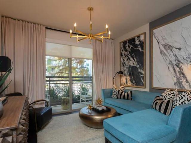 1 bedroom, Dallas TX 75208 105852929
