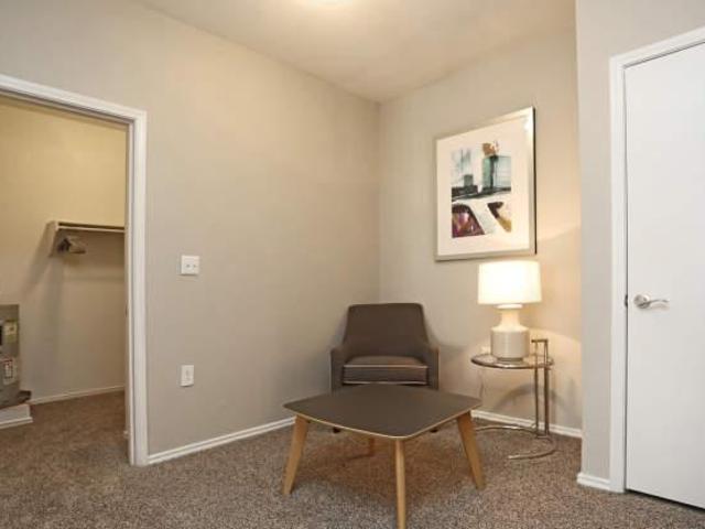 1 bedroom, Dallas TX 75201 105853078