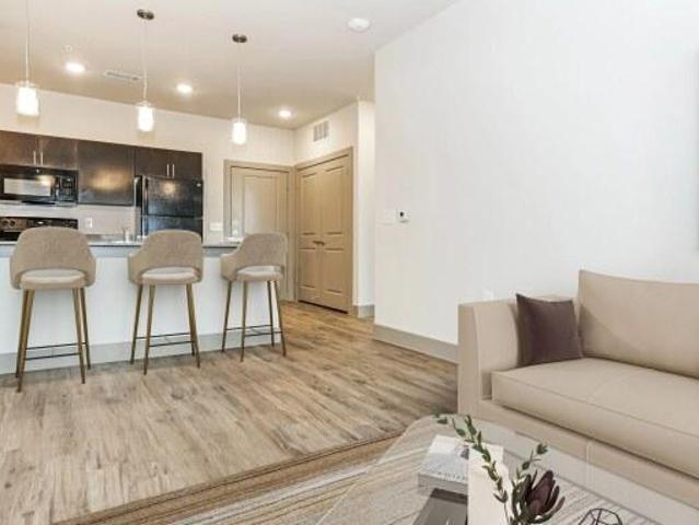1 bedroom, Dallas TX 75203 105864182