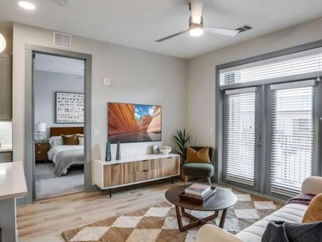 1 bedroom, Dallas TX 75231 LS105638944