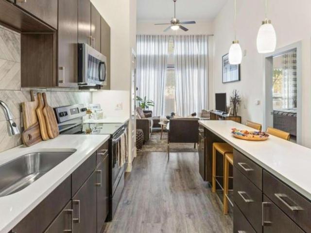 1 bedroom, Dallas TX 75231 105000179
