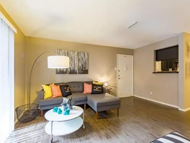 1 bedroom, Dallas TX 75240 105221114