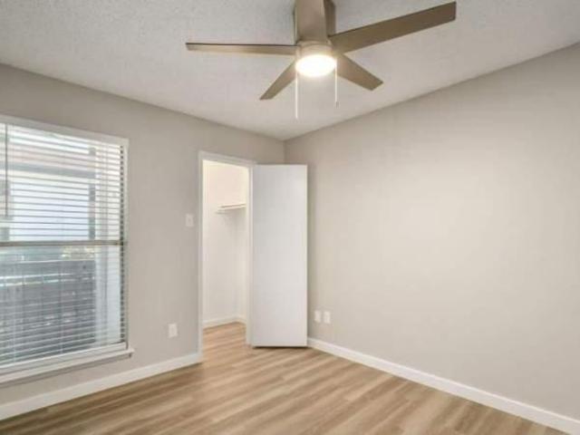 1 bedroom, Dallas TX 75252 105224563