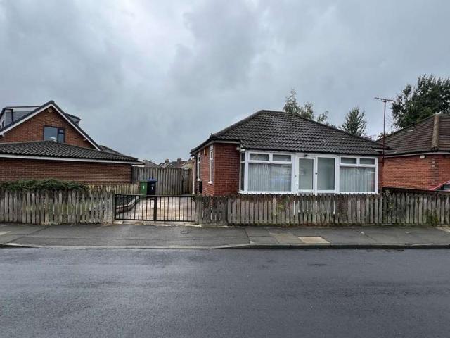 1 Bedroom Detached Bungalow