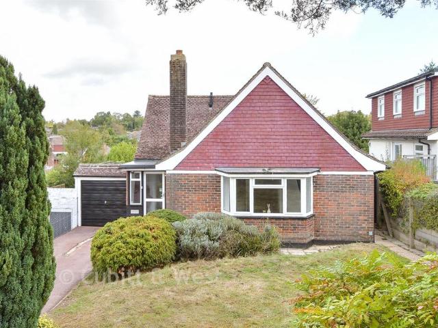 1 bedroom detached bungalow for sale