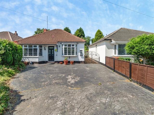 1 bedroom detached bungalow for sale