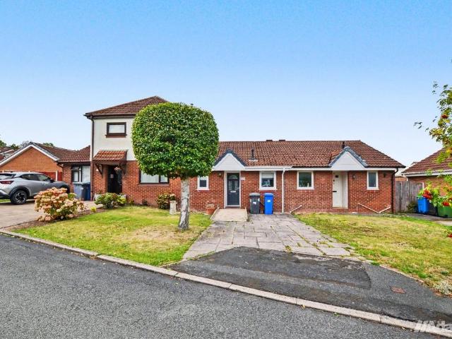 1 bedroom detached bungalow for sale