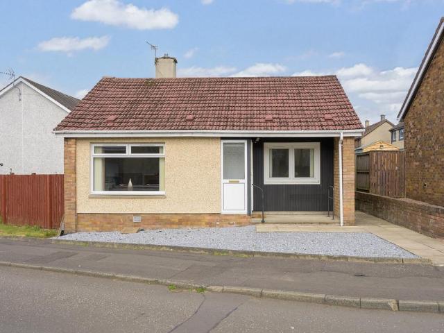 1 bedroom detached bungalow for sale