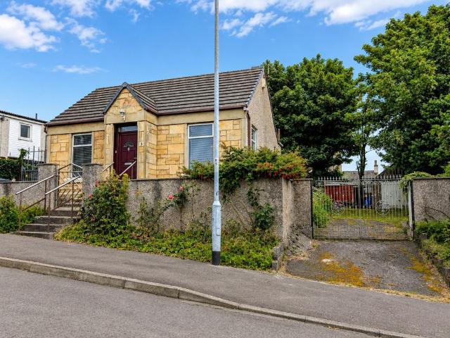 1 bedroom detached bungalow for sale
