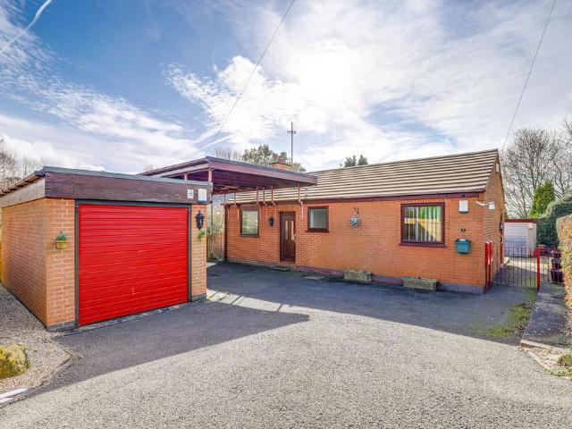 1 bedroom detached bungalow for sale