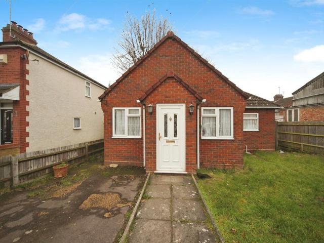 1 bedroom detached bungalow for sale