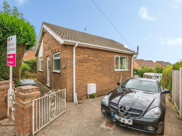 1 bedroom detached bungalow for sale