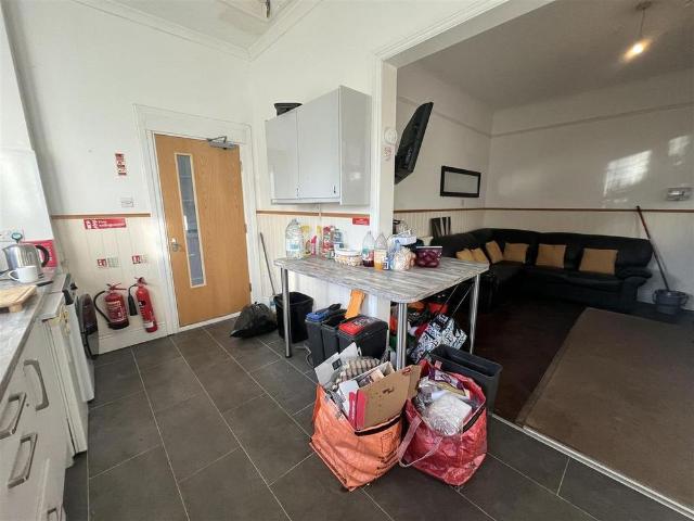 1 bedroom detached bungalow to rent