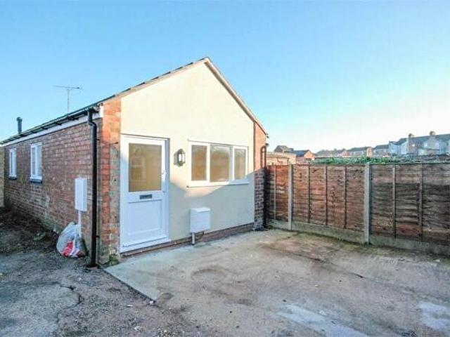 1 Bedroom Detached Bungalow To Rent In Avenue Road, New Bilton, Rugby, CV21