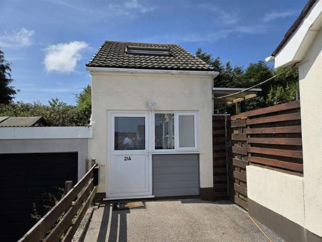 1 Bedroom Detached House