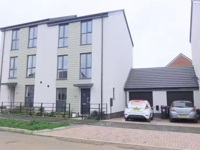 1 bedroom detached house for rent in Clover Way, Stoke Gifford.