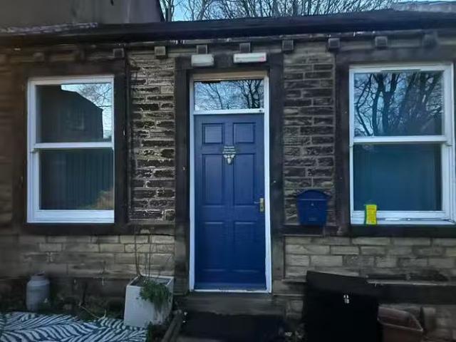 1 bedroom detached house for rent in Town Lane, Bradford, BD10