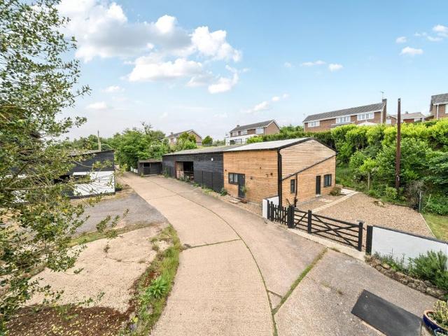 1 bedroom detached house for sale