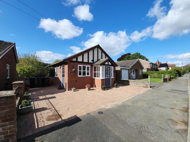 1 bedroom detached house for sale