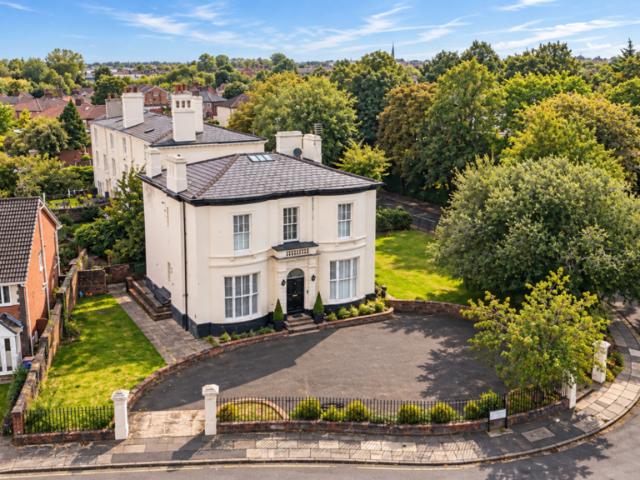 1 bedroom detached house for sale