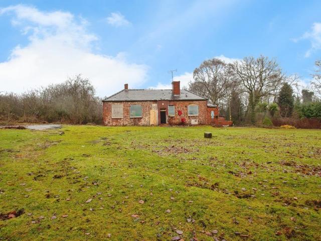 1 bedroom detached house for sale